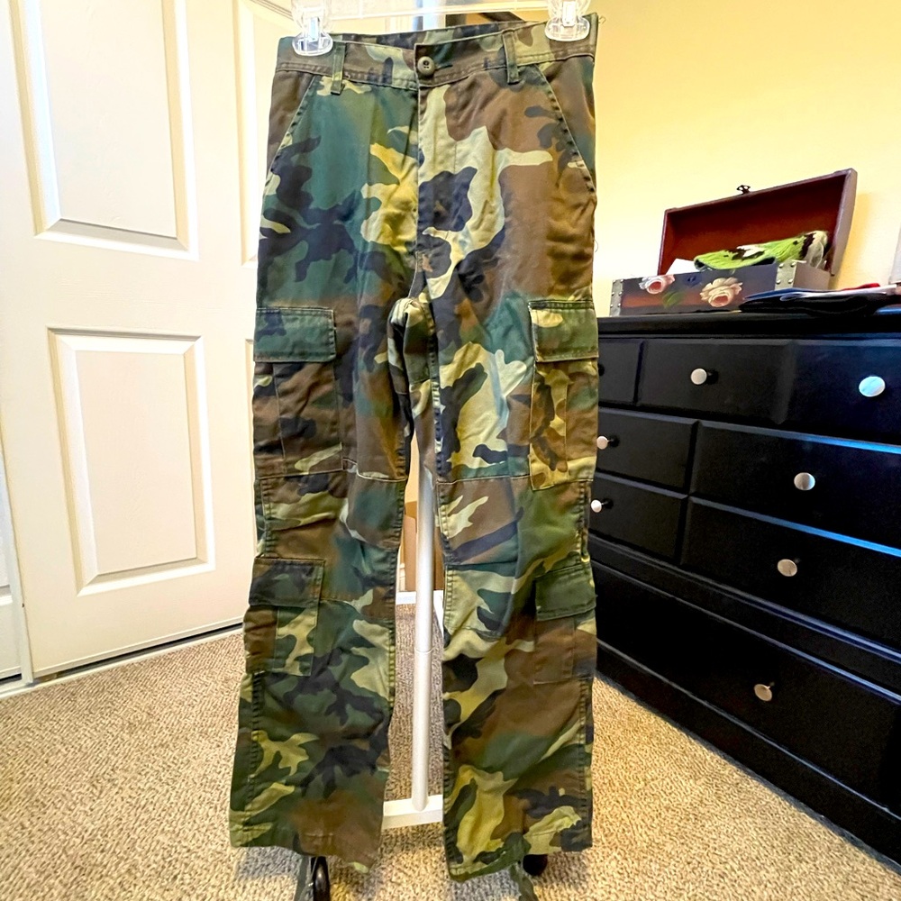 Camouflage army pants
